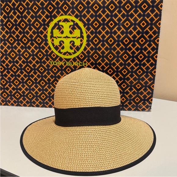 Tory Burch✨ Tan and black Sun Hat one size UPF 50+ - Picture 4 of 15